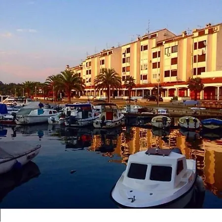 Apartman Daly Poreč Exteriér fotografie